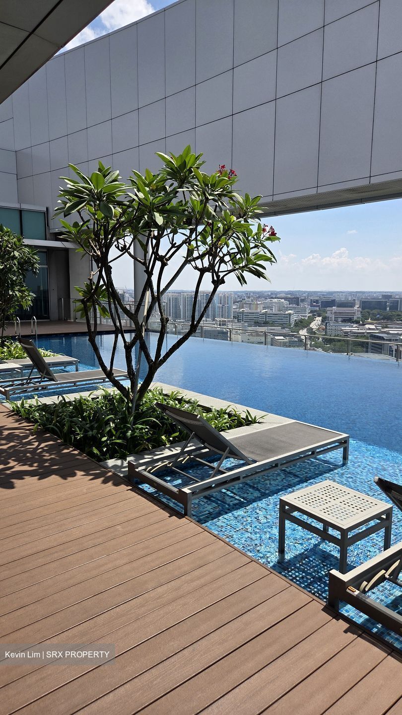Arc 380 (D8), Office #541041841
